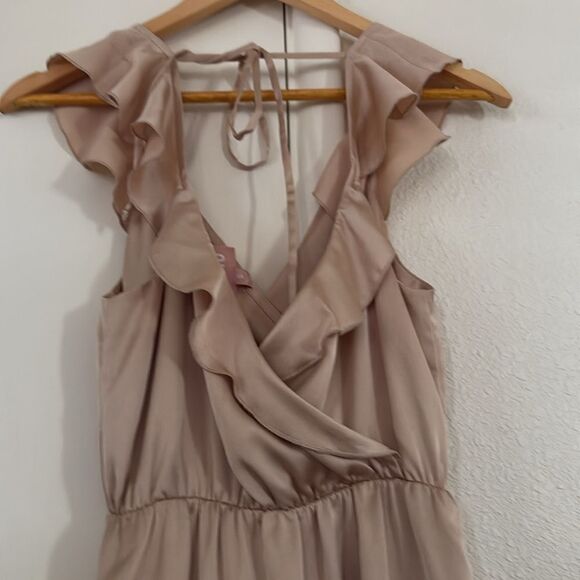 Show Me Your Mumu Samantha Ruffle Wrap Satin Midi Dress Champagne Small - Picture 6 of 11